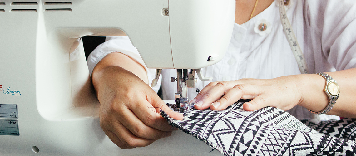 Duangduan the dressmaker : เสื้อคลุมกิโมโนร่วมสมัยตัดเย็บจักรใจแม่ดวงเดือน