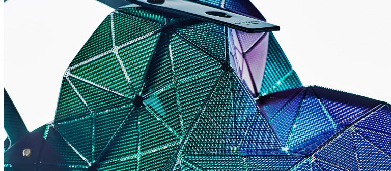ศิลปะการเคลื่อนไหวในแบบของ BAO BAO ISSEY MIYAKE