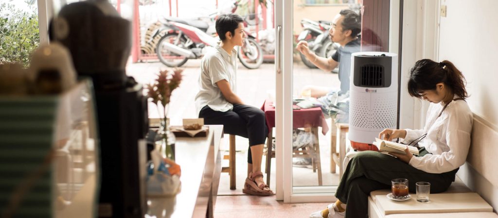 “คาเฟ่ในเชียงใหม่ยังมีที่ทางให้ไปต่อ” ฝันของ ‘ฟิล์ม พชร’ บาริสต้าหนุ่มจาก Around 18 Grams