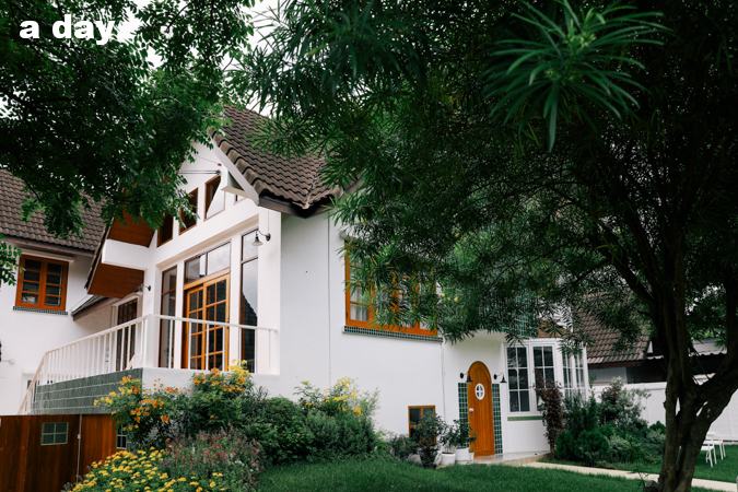 sailom sangdad homey studio สต ด โอม ช ว ตของ มาน ม ใจ ท เหม อนหล ดเข าไปในหน งเวส แอนเดอร ส น a day magazine