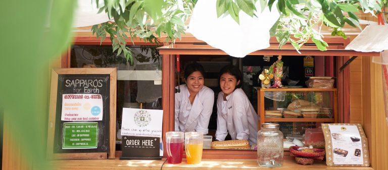 ‘สรรพรส’ ร้านอาหารไทยออร์แกนิกที่ใช้ทักษะการปรุงไม่แพ้น้ำยาสรรพรสแต่ราคาไม่เกินร้อย