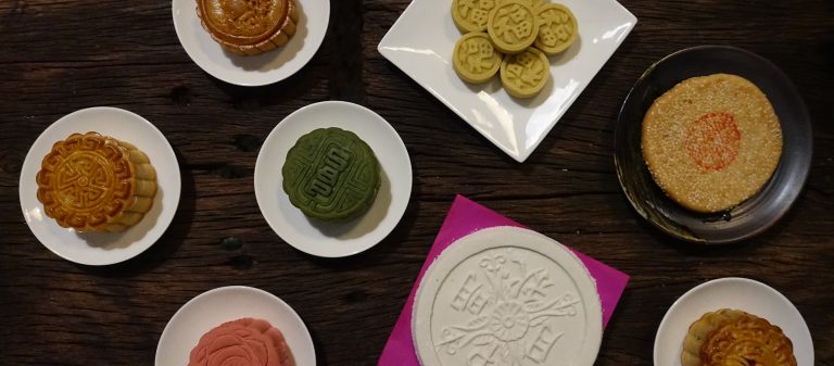 แทนใจในวันพระจันทร์เต็มดวง : ร้านขนมไหว้พระจันทร์ตำรับดั้งเดิมในเยาวราช