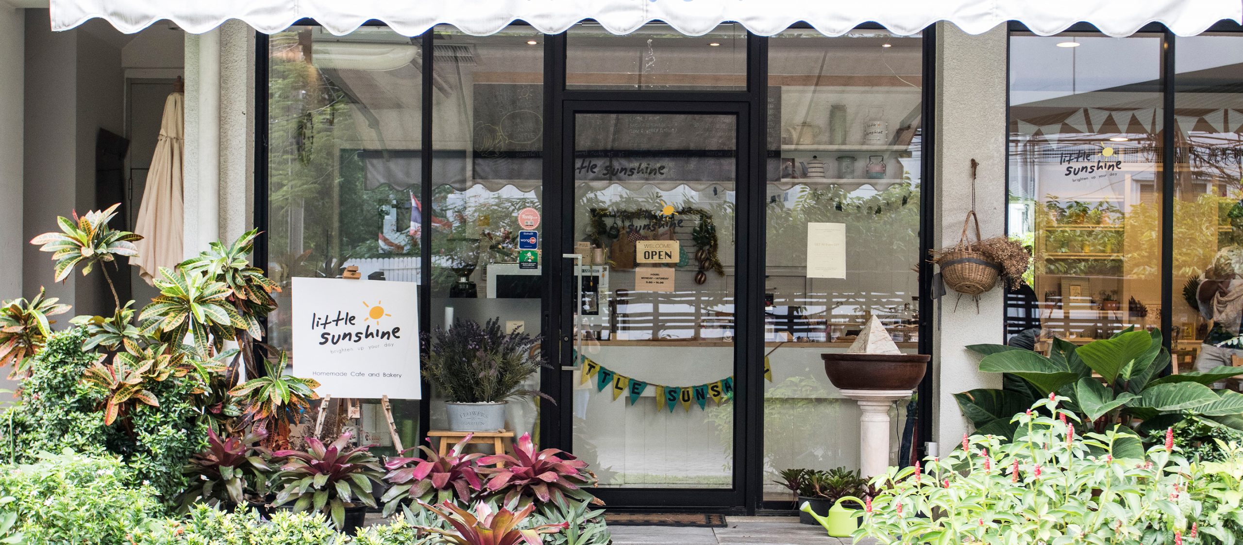 Little Sunshine Cafe ร้านโฮมเมดของนักกำหนดอาหารที่ปรุงจานอร่อยสุขภาพดีด้วยวัตถุดิบอินทรีย์คัดสรร