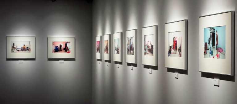 Kou Kimura ช่างภาพญี่ปุ่นผู้ใช้เวลา 1 ปีถ่ายภาพห้องเช่าและผู้คนแห่งนิคมฯ อมตะนคร