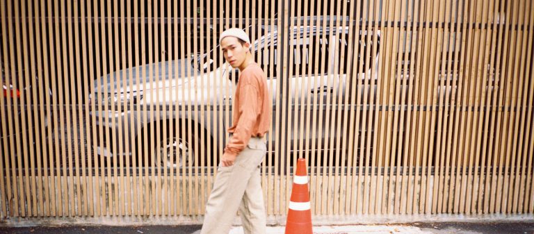 “ความผิดหวังเป็นพาร์ตหนึ่งของชีวิต” อัด อวัช กับทางเดินชีวิตที่ปล่อยให้ไหลไปตามจังหวะ