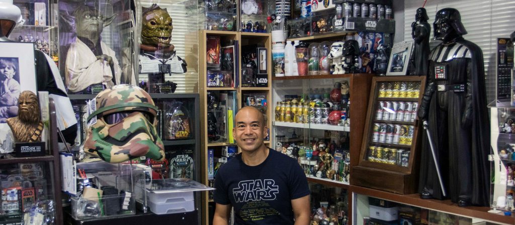 จักรวาลของสะสมของ อาร์ต อธิศ แฟน Star Wars ผู้เคยใส่ชุดสตอร์มทรูปเปอร์ไปกระทบไหล่ผู้สร้างถึงอเมริกา
