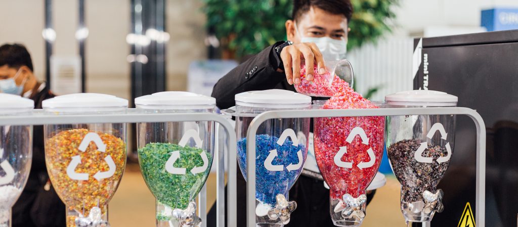 คิดว่าอะไรดีกับโลกและเรา ก็แค่ลงมือทำ ชวนดู Circular Living ในวงการแพทย์และฟุตบอล