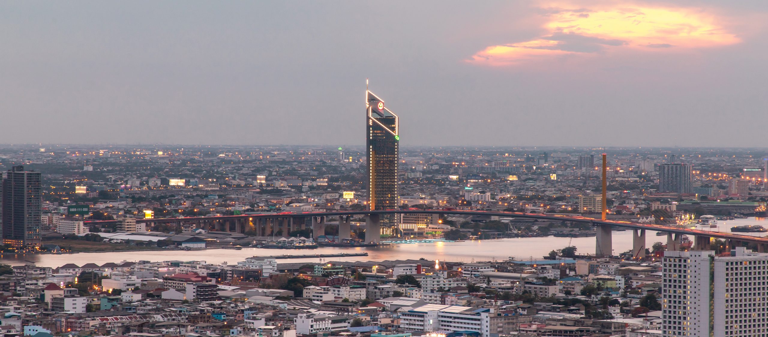 Bank in Bangkok หลักฐานการสร้างเมืองที่กำลังหายไปและโอกาสสร้างชีวิตใหม่ในพื้นที่เดิม