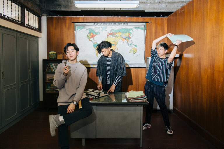 Tilly Birds – ปลายนิ้ว (My Black Mirror) | Live in a day