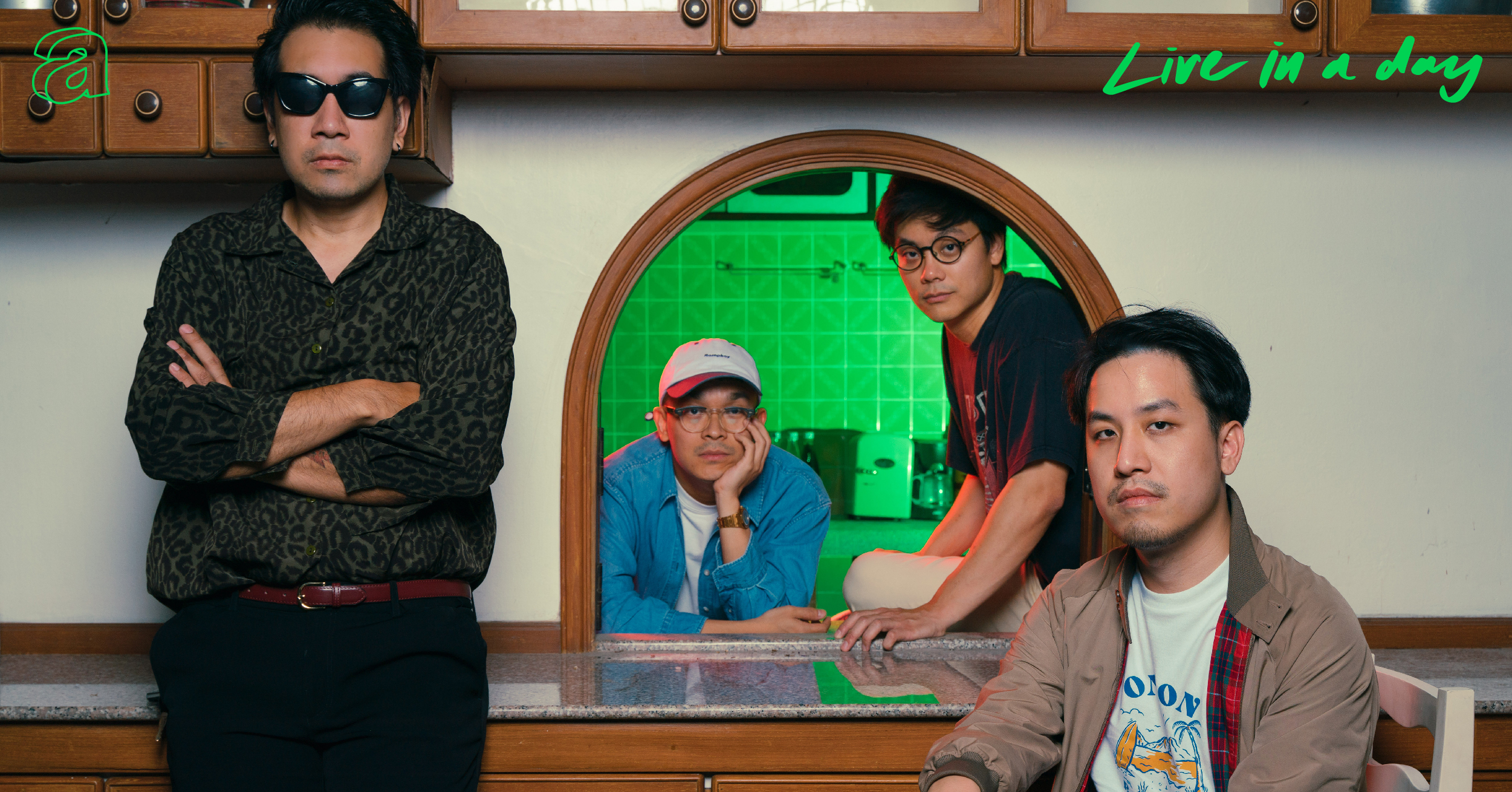 SLUR – จาง | Live in a day