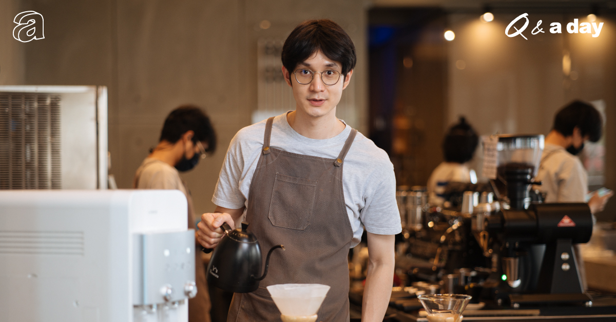 สมาร์ท วรพล บาริสต้าแห่ง Factory Coffee – Bangkok ผู้ตั้งใจชงกาแฟตั้งแต่เลือกเมล็ดพันธ์ุยันน้ำที่ใช้