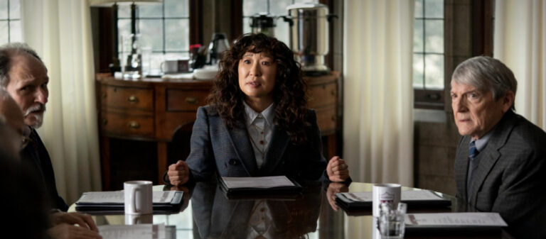 The Chair ซีรีส์ rom-com จิกกัดวงการการศึกษาอเมริกันที่เขียนบทโดยด็อกเตอร์ตัวจริง