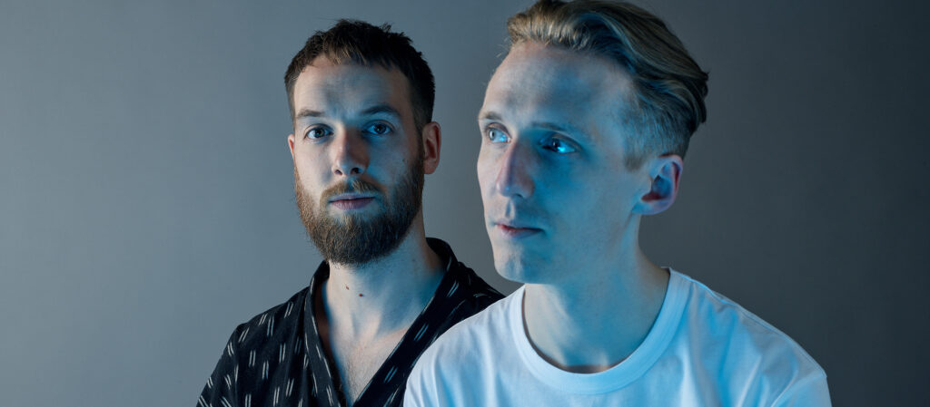 คุยกับ HONNE ถึงเบื้องหลังอัลบั้มใหม่ในวันที่โลก (เหมือนจะ) แตกจริงๆ | q and a day