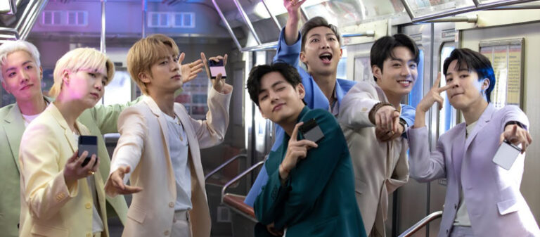 วงการมือถือมันอยู่ยาก ชวนส่อง 5 สมาร์ตโฟนรุ่นใหม่ ที่เล่นใหญ่ตั้งแต่โปรดักต์ยันโฆษณา