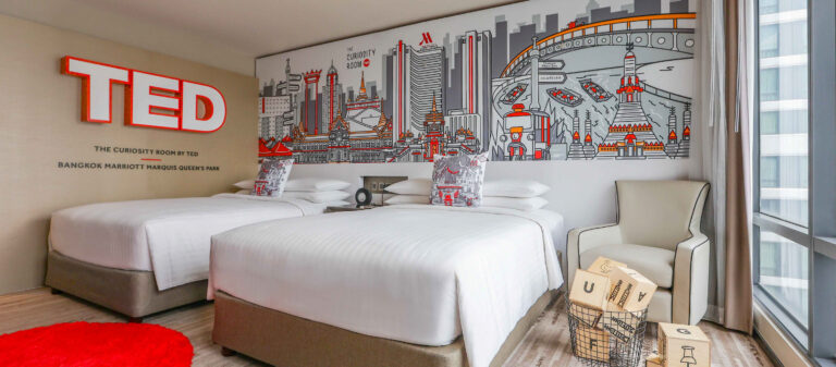 ชวนไขปริศนาในห้อง The Curiosity Room by TED ห้องพักที่ทำให้ทุกคนสนุกได้แม้ตอนอยู่ในโรงแรม