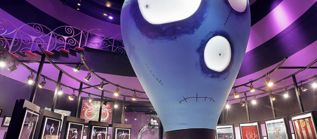 The World of Tim Burton  นิทรรศการของผู้กำกับ Batman ความแปลกที่นำมาสู่ความแตกต่างจนเป็นหนังในตำนาน