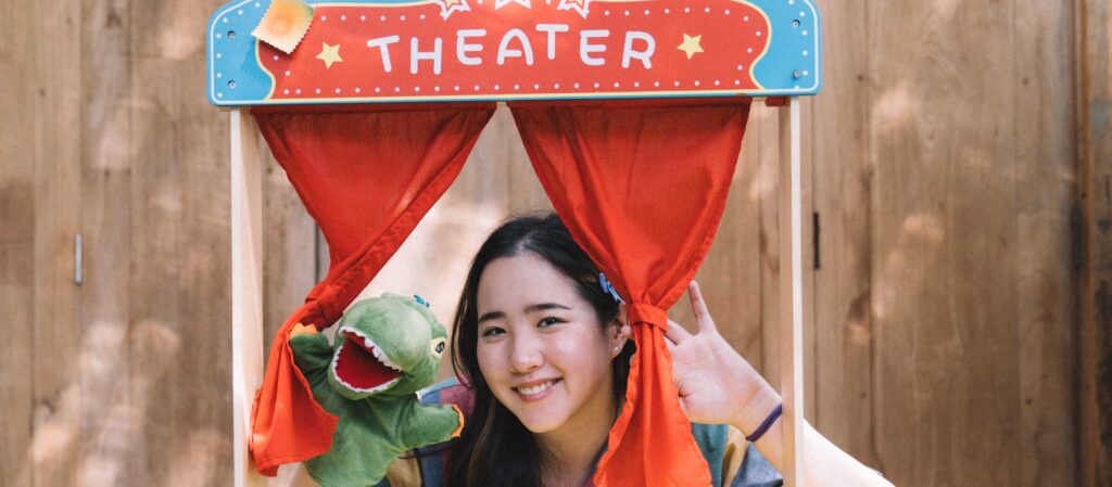 ‘ปู๊นปู๊น!’ ขบวนรถไฟสายล้านนาอารีย์ ที่จะพาเราแวะชานชาลาวัยจิ๋วจากคณะละครปู๊นปู๊น