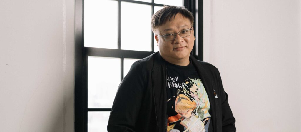 คุยกับ ‘บอย - ณัฐกร’ นายกสมาคมหนังสือ ถึงวันฟ้าเปิดของโลกตัวอักษรในศตวรรษที่ ๒๑