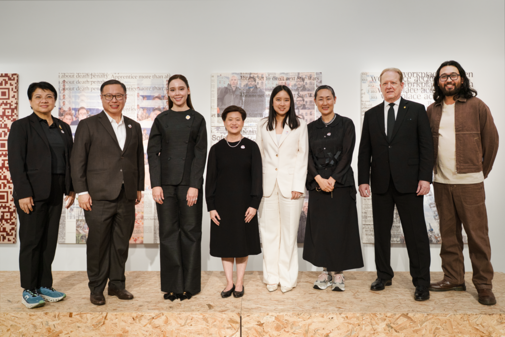 “Forms of Encounter” นิทรรศการโดย STPI และสถานเอกอัครราชทูตสิงคโปร์ประจำประเทศไทย เนื่องในโอกาสครบรอบ 60 ปี ความสัมพันธ์ไทยและสิงคโปร์ เปิดให้เข้าชมอย่างเป็นทางการ ณ ห้างเซ็นทรัลชิดลม