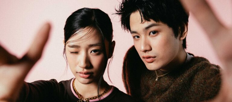 บ้านตุ๊กตากระดาษของพี่น้องอินโทรเวิร์ต กันและกันใน ‘ต้นหน-ต้นตะวัน’