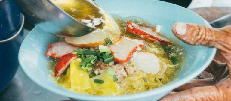 การเดินทางของรถขายบะหมี่ป๊อกป๊อก