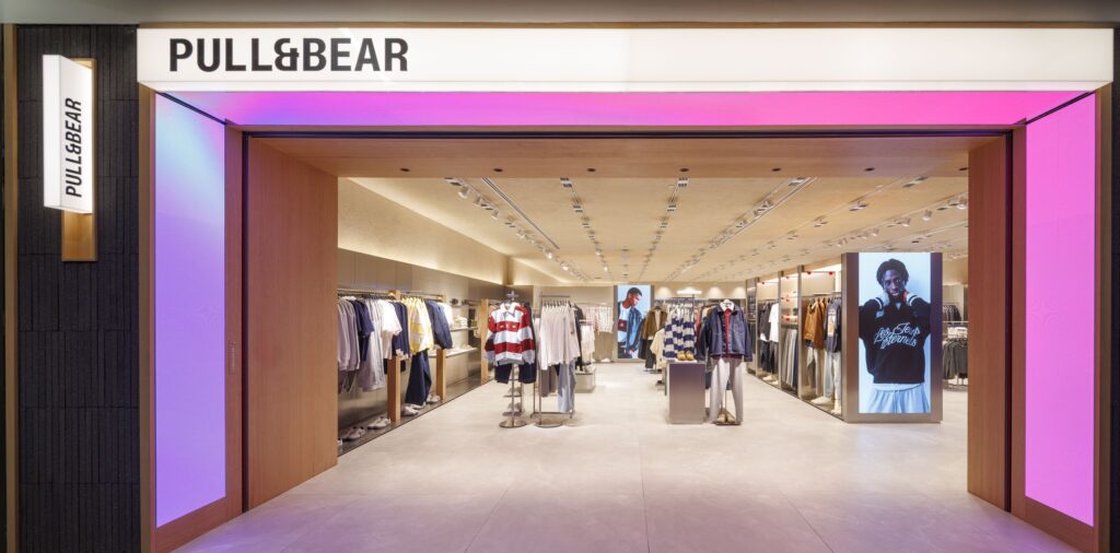 PULL&amp;BEAR เปิดแฟลกชิพสโตร์สาขาใหม่ล่าสุดในประเทศไทย ณ เซ็นทรัล พาร์ค