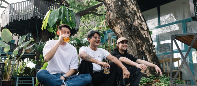 จิบน้ำเปลี่ยนนิสัย ถ่มถ้อยสนทนาถึง People Festival 2026 เมื่อ ‘ฤดูเมรัย’ ผลิบานกลางดงเสรีชน