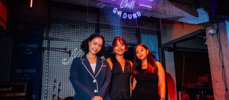 ก่อนโกโฮมแวะชมไลฟ์เฮาส์ กับ Moose Chill Ground with Yellow Fang