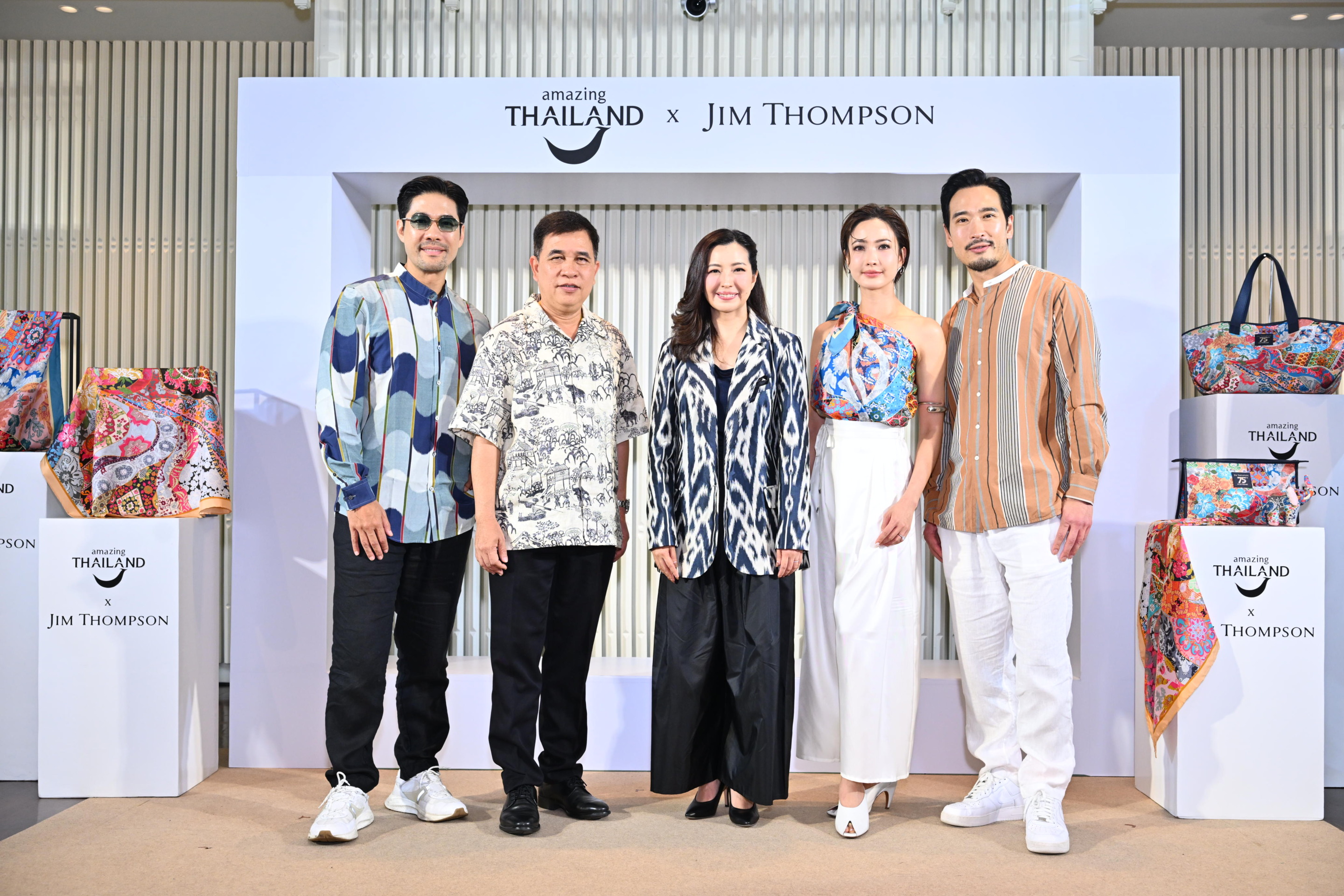 Jim Thompson ร่วมกับ ททท. เปิดตัวคอลเลกชัน “Jim Thompson 75th Anniversary” เพื่อถ่ายทอดนิยามบทใหม่ของสยาม ผ่านลวดลายผ้าไหมร่วมสมัย