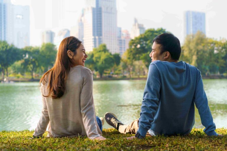 คนโสดไทยเหงาแต่ไม่ยอมแพ้ Tinder เผย 85% ของคนโสดไทยรู้สึกเหงา และ 62% ยังคงพยายามสร้างความสัมพันธ์ใหม่ๆ ในชีวิต