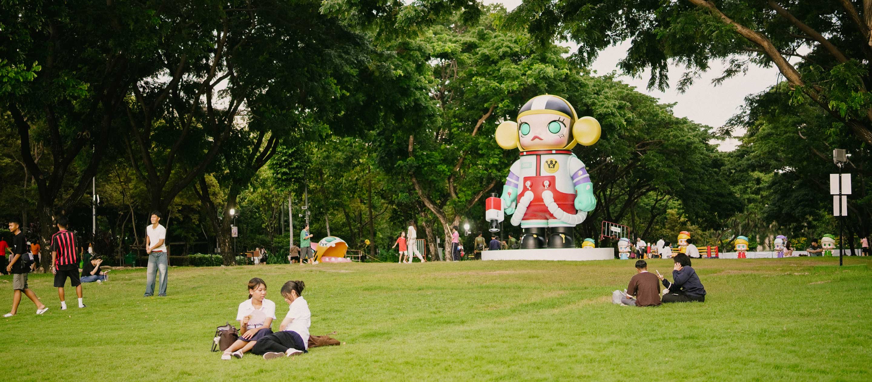 The Little Galaxy : 20 ปีของ MOLLY กับจักรวาลที่ยังเดินทางต่อไป